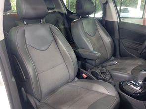 PEUGEOT 308 - foto 16